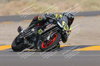 media/Sep-11-2022-SoCal Trackdays (Sun) [[81b7e951af]]/Turn 16 (945am)/